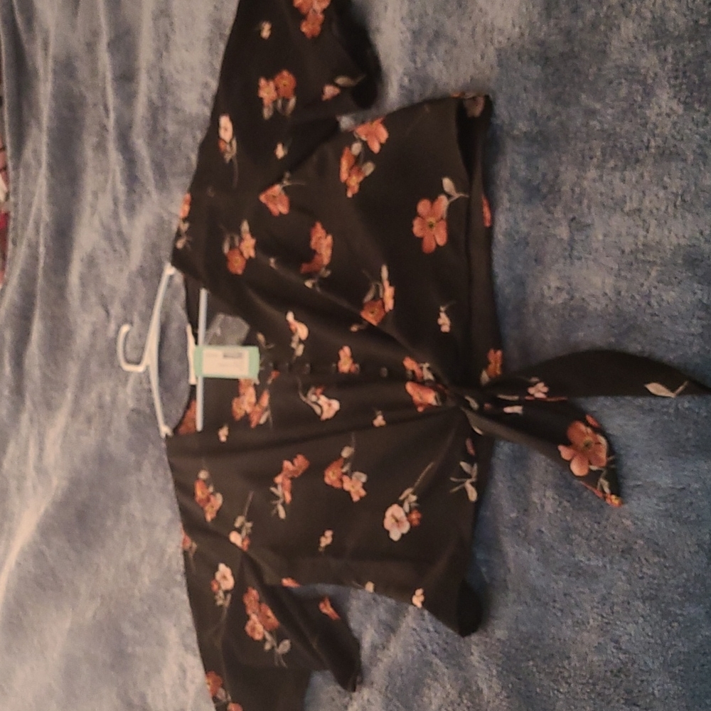 Lush Tie-Front Blouse Black XS